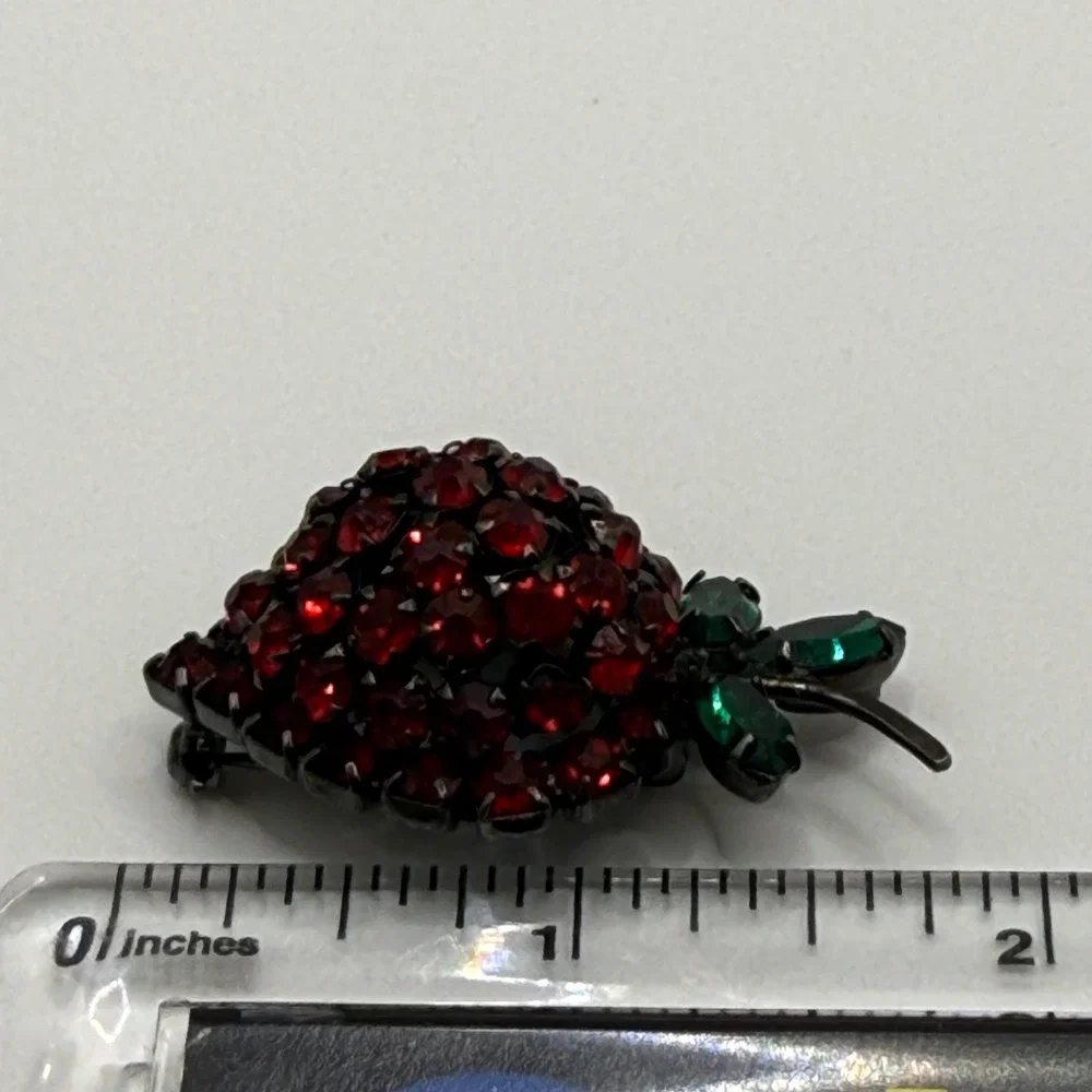 Warner Vintage Red Rhinestone Strawberry Brooch Green Leaves Japanned Metal Pin